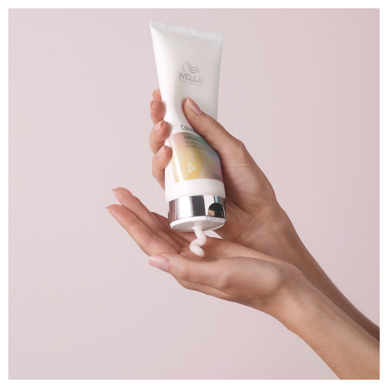 Wella ColorMotion+ Moisturising Color Reflection Conditioner 200ml